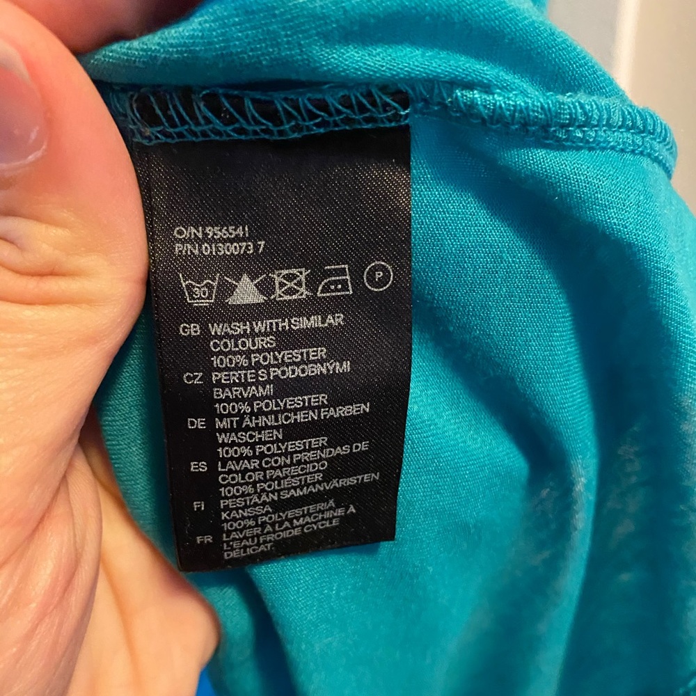 H&M Razorback Teal Tank - Picture 4 of 4